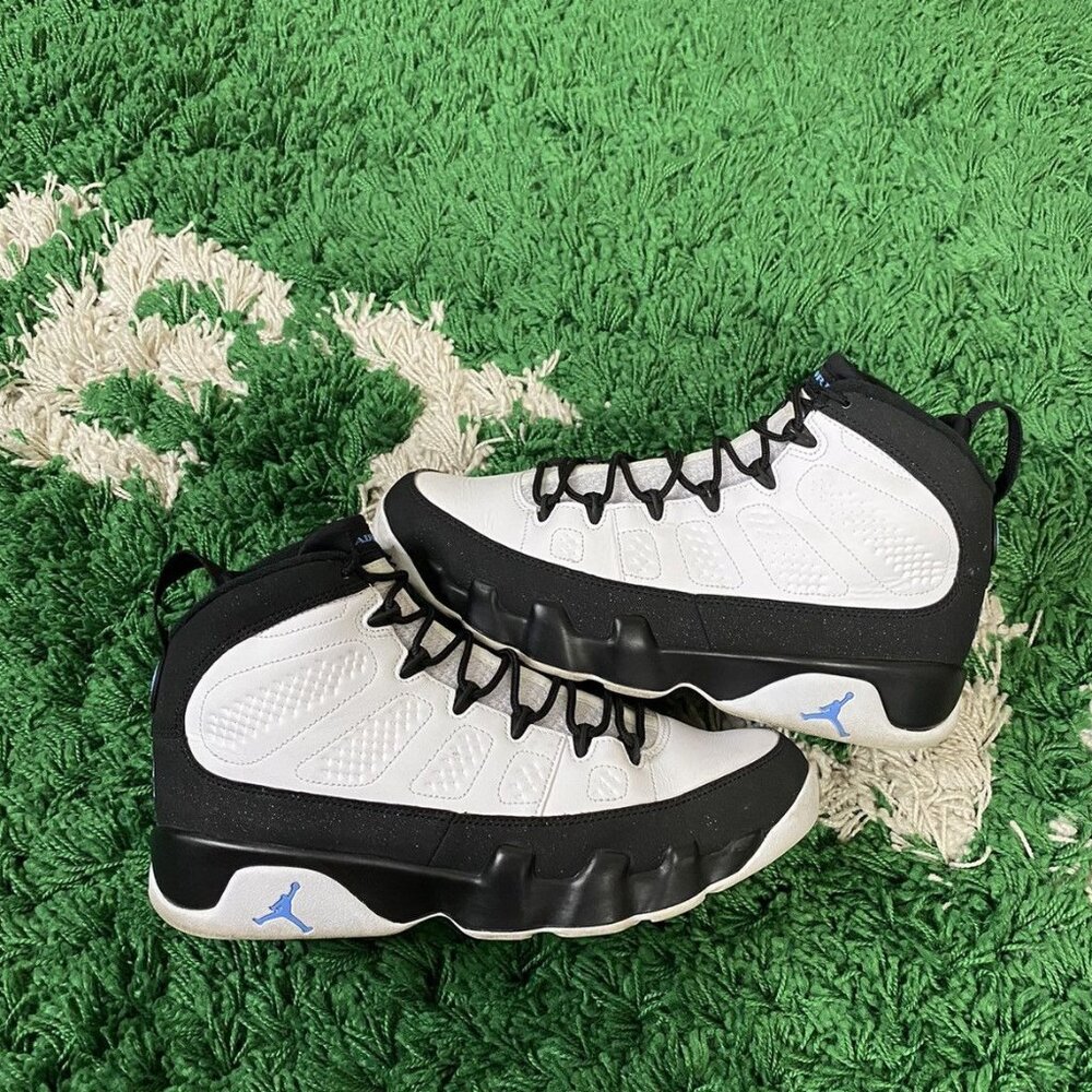 Jordan Retro 9 Men’s Basketball Shoes - White/Black/Blue